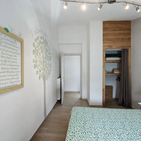 Mansarda Albero Con Piscina Apartmán