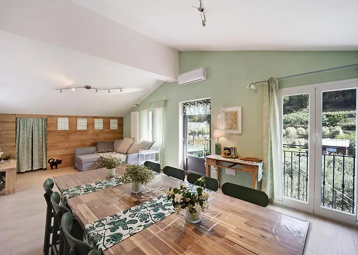 Mansarda Albero Con Piscina * Casanova Lerrone