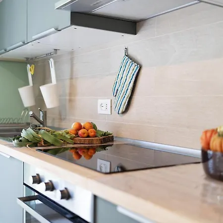 Mansarda Albero Con Piscina شقة Casanova Lerrone