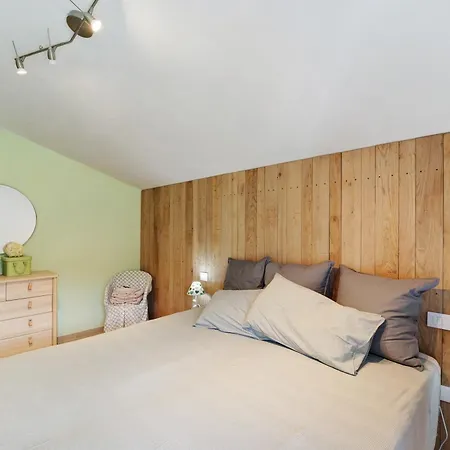 Mansarda Albero Con Piscina Apartman Casanova Lerrone