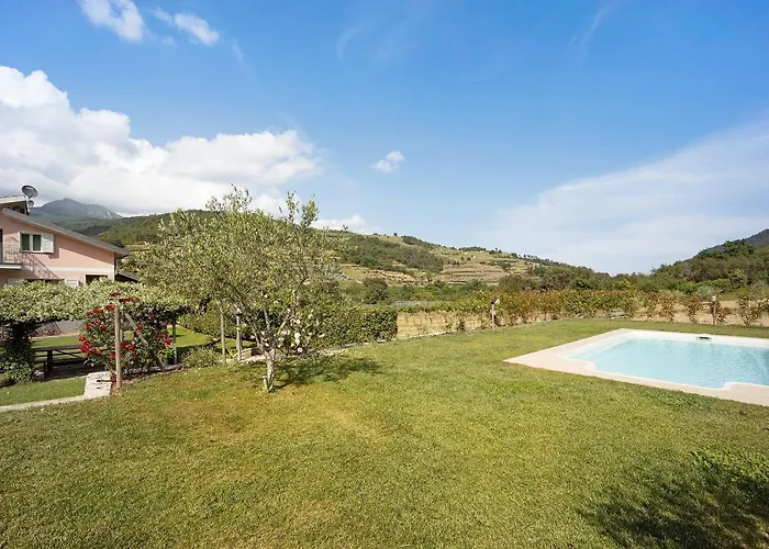 Mansarda Albero Con Piscina *