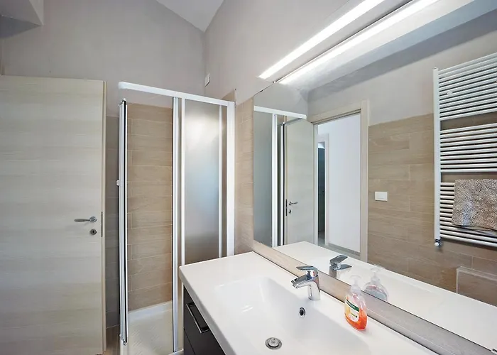 Mansarda Albero Con Piscina Casanova Lerrone